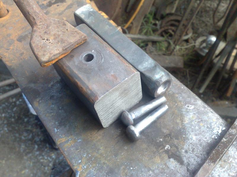 The rivet set I use for normal tongs, 8mm shaft by 38mm long, up to inch join.